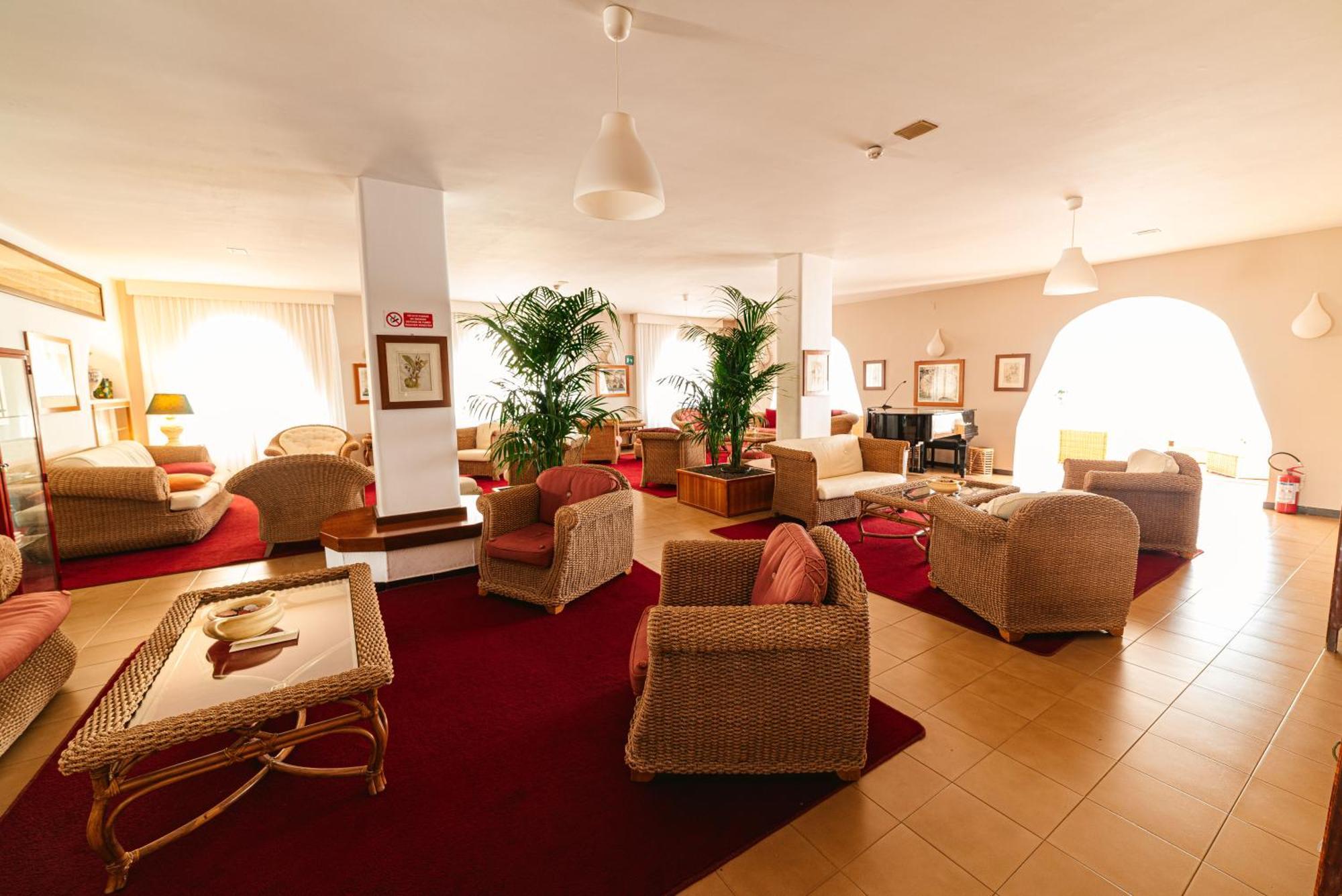 Hotel Degli Aranci Βιέστε Εξωτερικό φωτογραφία