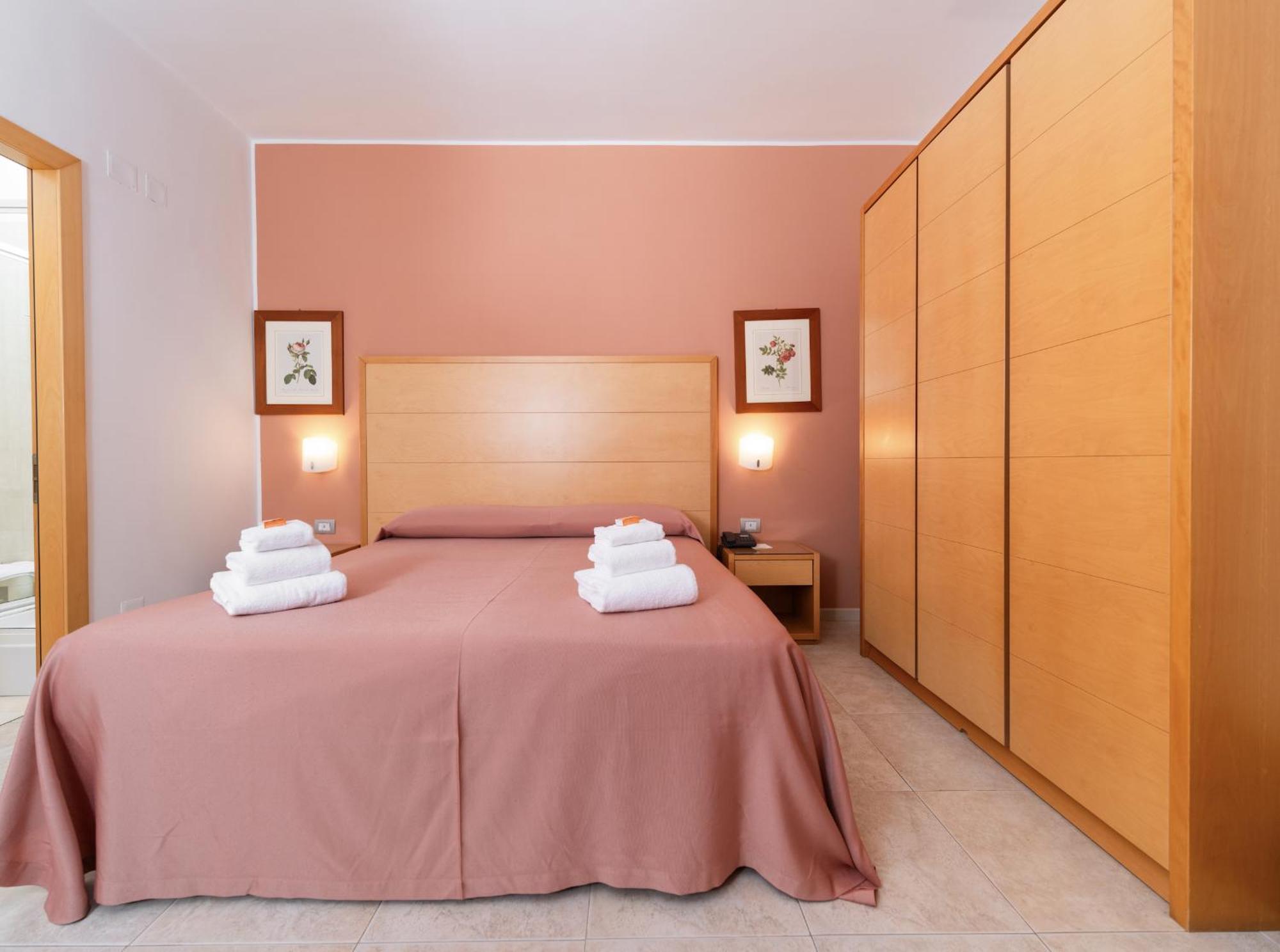 Hotel Degli Aranci Βιέστε Εξωτερικό φωτογραφία