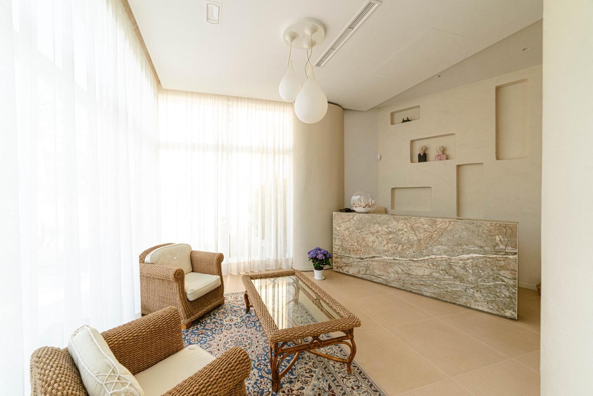 Hotel Degli Aranci Βιέστε Εξωτερικό φωτογραφία
